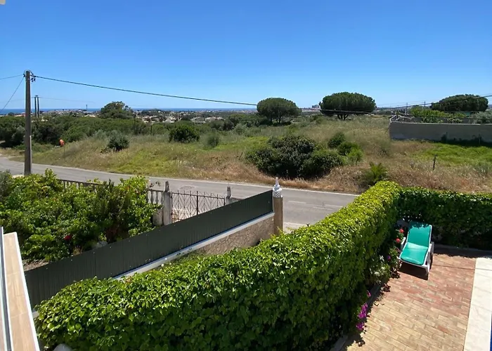 Vivenda Silvestre Family House * Albufeira