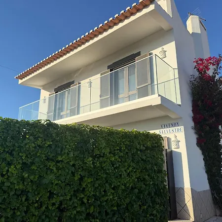 Vivenda Silvestre Family House * 알부페이라